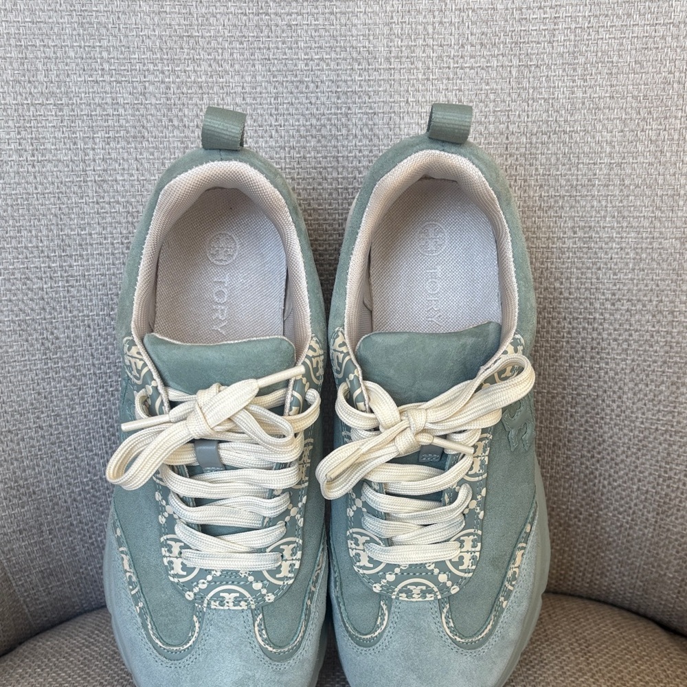 Tory Burch Women's Sneakers in sage green and White - Picture 2 of 8